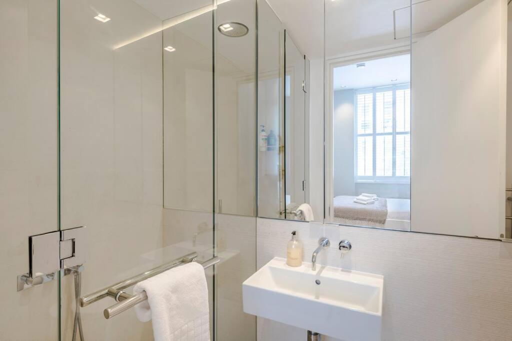 Central Holborn Bloomsbury Flats Лондон Екстериор снимка
